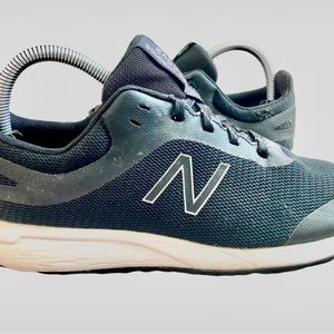 New Balance 455v2 Boys' Wide Running Shoes Black White Athletic Shoes Size 6.5 W